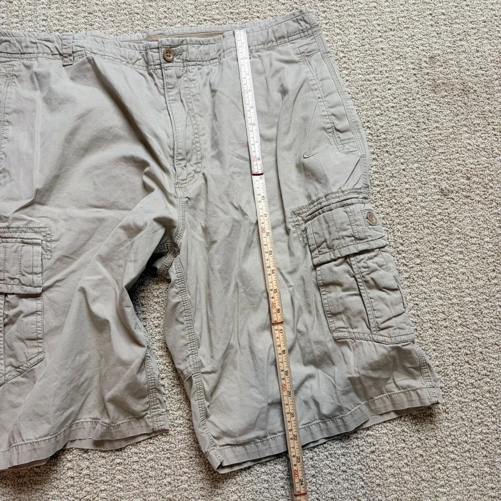 Nike Athletic‎ Dept Mens XL Cargo Shorts Khaki Tan Cotton Embroidered Swoosh 38W